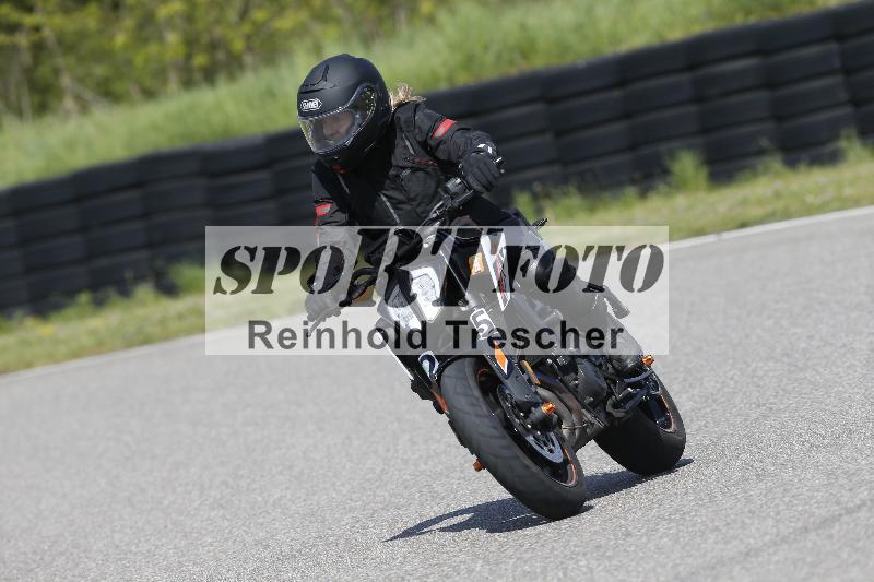 /Archiv-2025/09 22.04.2025 Cornu Master School ADR/gruen-vert/25